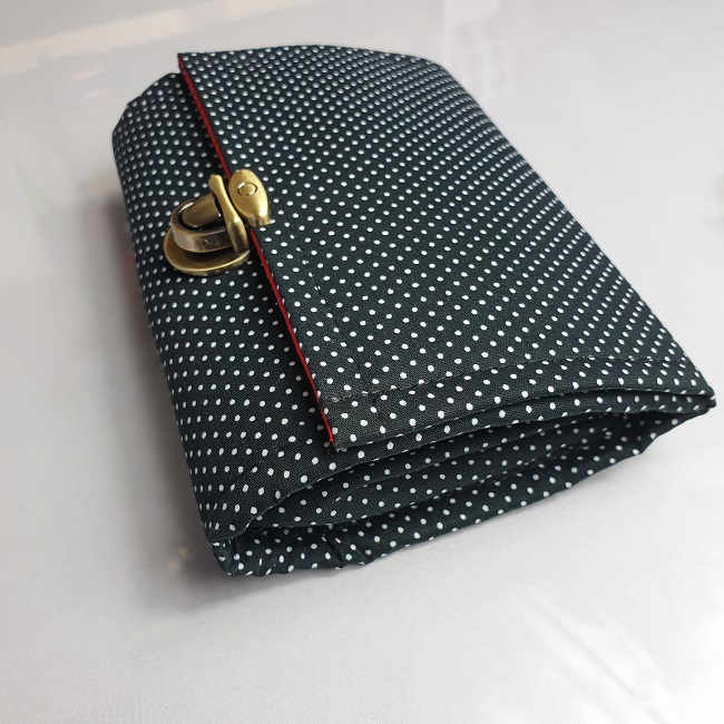 5.5\" cards and coins wallet  - black on white dots