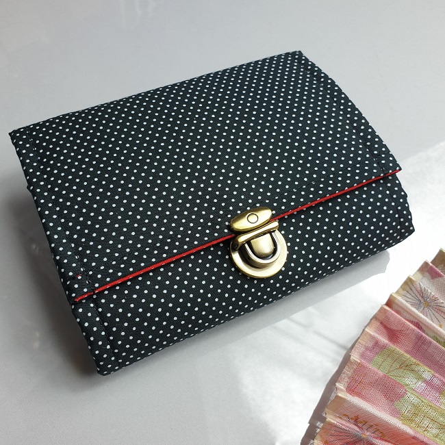 5.5" cards and coins wallet  - black on white dots