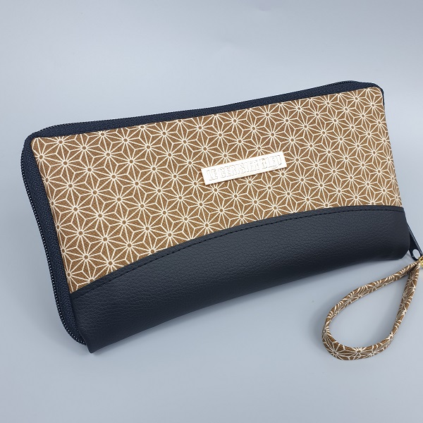 8.3\" long zippered wallet - Asanoha beige - black faux leather